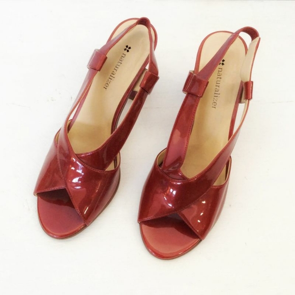 naturalizer red heels